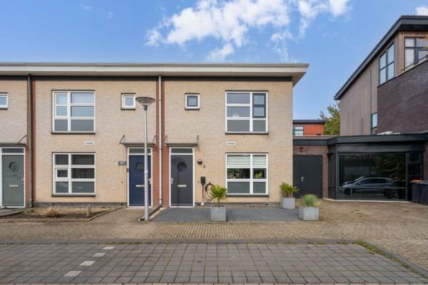 Woning Waterlelielaan 2 Enschede