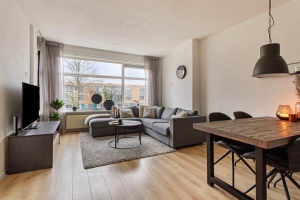 Woning Mr. P.J. Troelstralaan 207 Assen