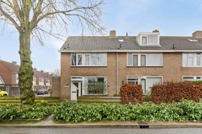 Woning van Woudeweg 26 Woubrugge