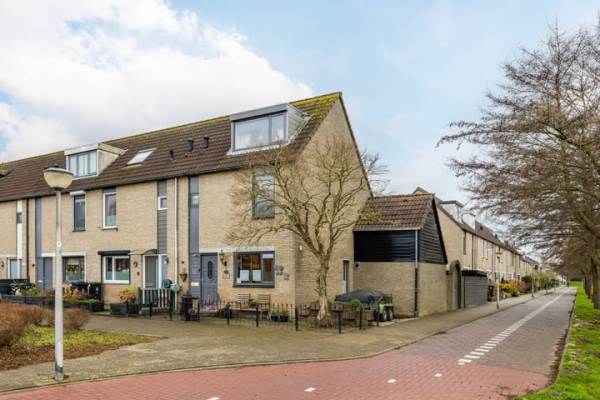 Woning Martin Luther Kinglaan 213 Hellevoetsluis