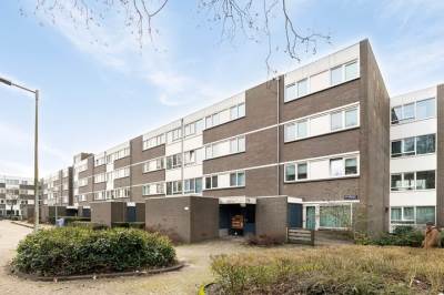 Woning Rhenenhof 28 Amsterdam