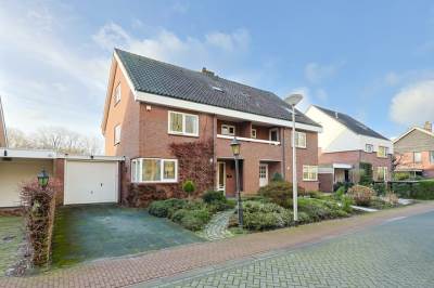 Woning Paddestoelweg 156 Alphen aan den Rijn