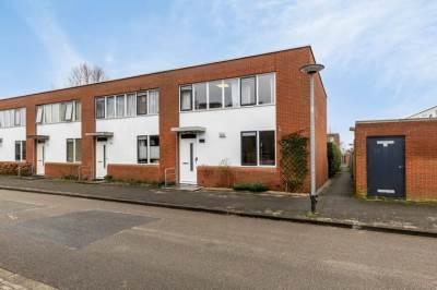 Woning P.J. Noël Bakerstraat 218 Groningen