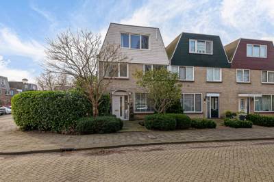 Woning Van den Berghlaan 437 Hoofddorp