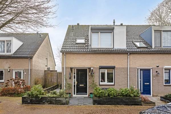 Woning Jan van Gestelstraat 8 Tilburg