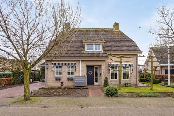 Woning Antoni Staringlaan 23 Vlijmen