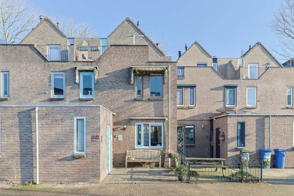 Woning Koraalzwam 81 Alphen aan den Rijn