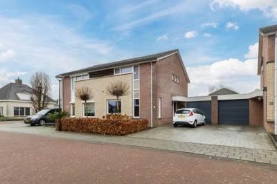 Woning De Iep 26 Budel