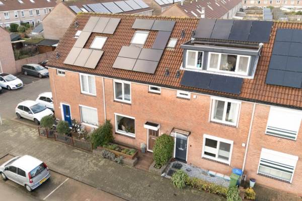 Woning Zadelmaker 75 Alphen aan den Rijn