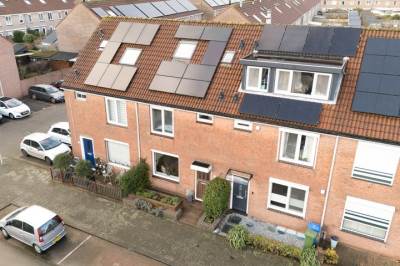 Woning Zadelmaker 75 Alphen aan den Rijn