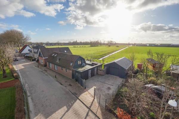 Woning Dorpsstraat 107 Tuitjenhorn