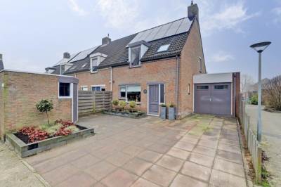 Woning Klaverwoud 32 Zwaag