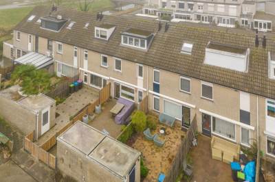 Woning Marga Klompéstraat 12 Spijkenisse