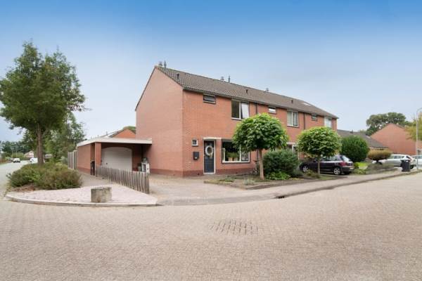 Woning De Koare 22 Nieuw-Weerdinge