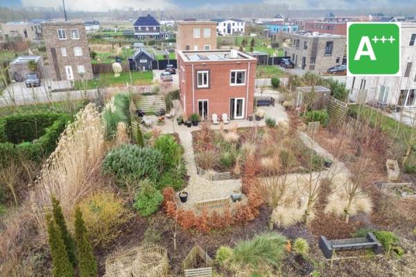 Woning John Daltonstraat 22 Almere