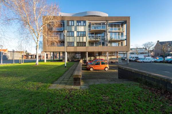 Woning Mr. J.H. de Pontplein 48 Tilburg