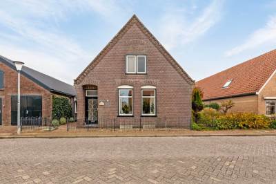 Woning Dorpsstraat 14 Tuitjenhorn