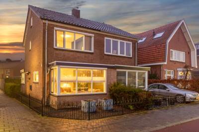 Woning Weustinkstraat 2 Hengelo (OV)