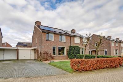 Woning Bosbeeklaan 24 Baarlo (LI)