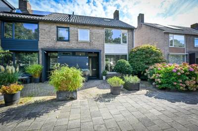 Woning Joost van den Vondellaan 11 Uithoorn