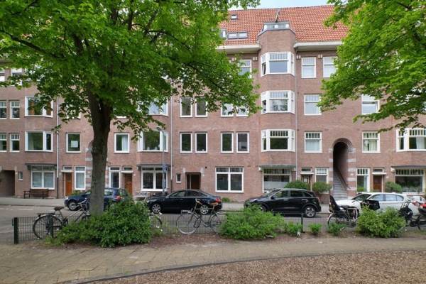 Woning Van Tuyll van Serooskerkenweg 68H Amsterdam