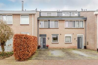 Woning Karveel 3711 Lelystad
