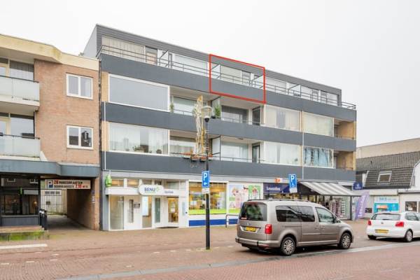 Woning van Weedestraat 203 Soest