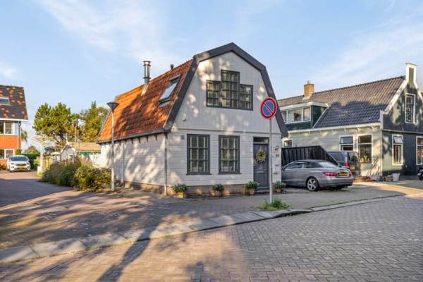 Woning Zuideinde 55 Westzaan