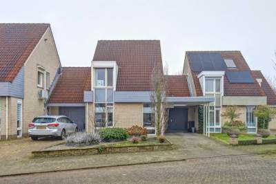 Woning Theod. Pubbenstraat 4 Helden