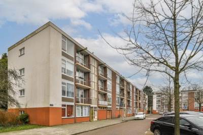 Woning Valkhof 105 Amsterdam