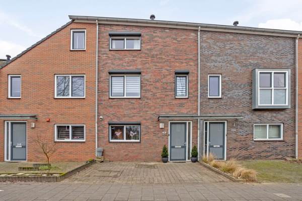 Woning Bredeweg 338 Roermond