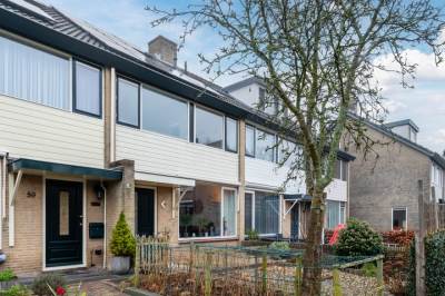 Woning Van de Woestijneheem 61 Hillegom