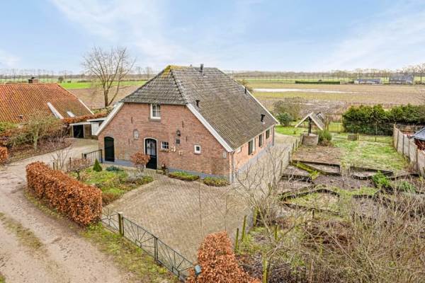 Woning 't Hof 18 Bronkhorst