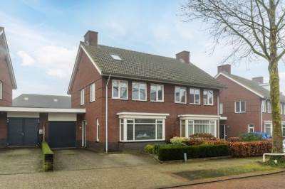 Woning in d' Hoef 84 Hoogerheide