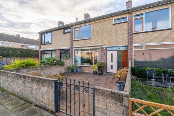 Woning Goudenregenplantsoen 16 Rijnsburg