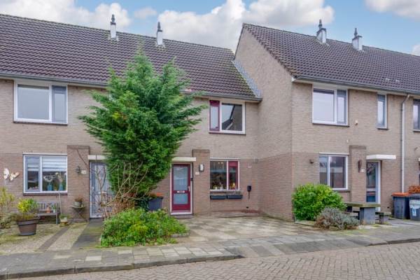 Woning Zwaluwtong 72 Monnickendam