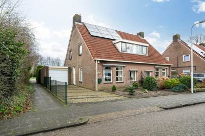 Woning B.R. Veltmanwei 12 Eastermar