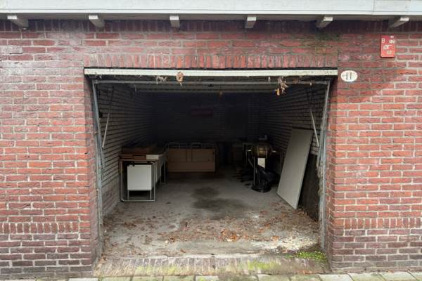 Garage Burgemeester Vonk de Bothstraat 11 Tilburg