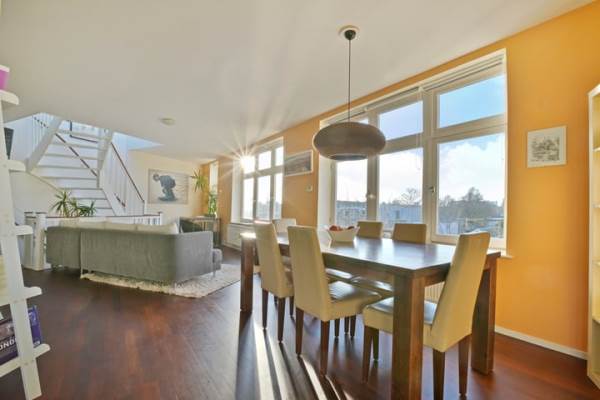 Woning Schinkelhavenkade 73 Amsterdam