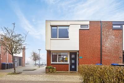 Woning Doorzwin 3326 Julianadorp
