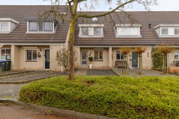 Woning Magnoliastraat 115 's-Gravenpolder