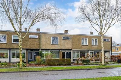 Woning Prof. Granpré Molièrelaan 4 Emmeloord