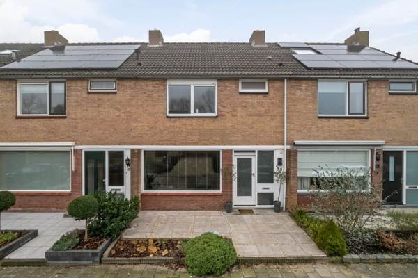 Woning Jasmijnstraat 35 Puttershoek