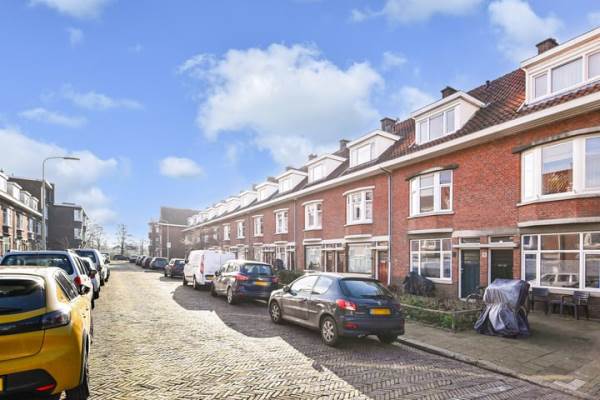 Woning Ernest Staasstraat 11 Den Haag