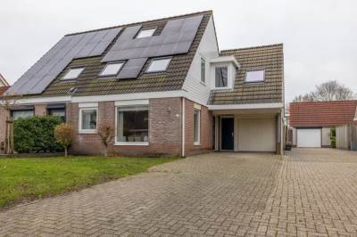 Woning De Buizerd 19 Surhuisterveen