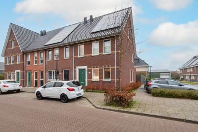 Woning Lage Hoek 126 Zwaag