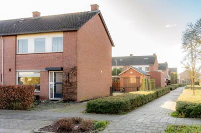 Woning Koninginnelaan 19 Rossum (GE)