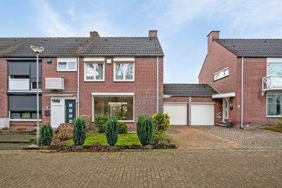 Woning Pastoor Creusenplantsoen 11 Meerssen