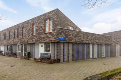 Woning Kerstomaatplantsoen 2 Amsterdam