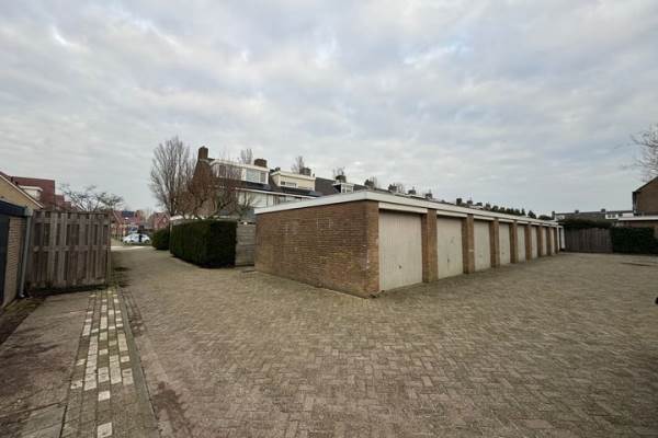 Garage van Elkstraat 44A Hendrik-Ido-Ambacht